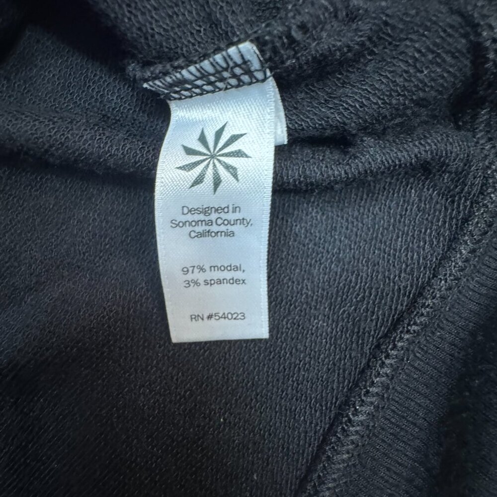 Athleta XL Black Open Back Long Sleeve Top – Modal Blend – FA17 – EUC - Picture 7 of 7